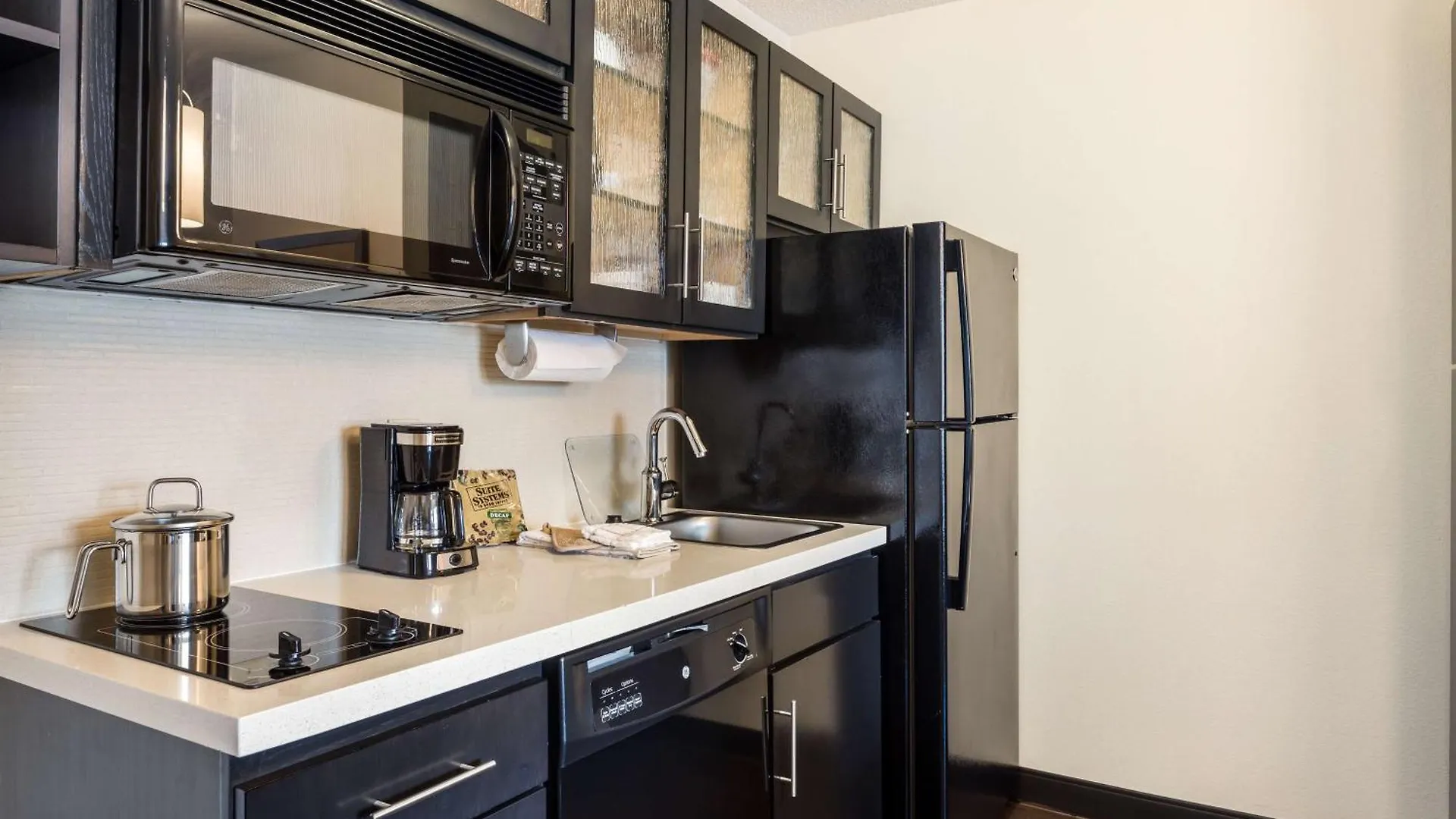 Sonesta Simply Suites Phoenix Tempe 2*,  Stati Uniti