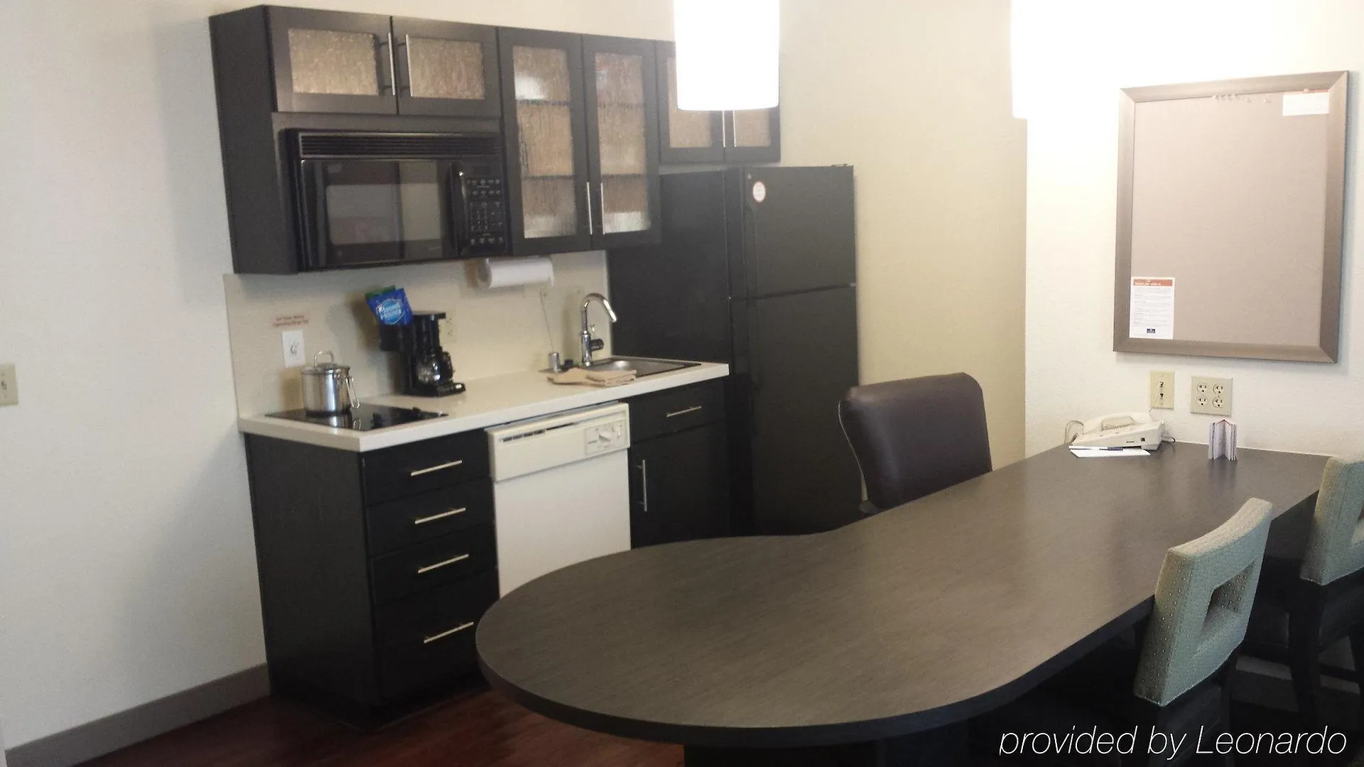 Sonesta Simply Suites Phoenix Tempe 2*,